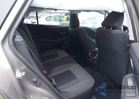 2022 Subaru Outback Premium z USA, uszkodzony, nr VIN 4S4BTAFC4N3274794